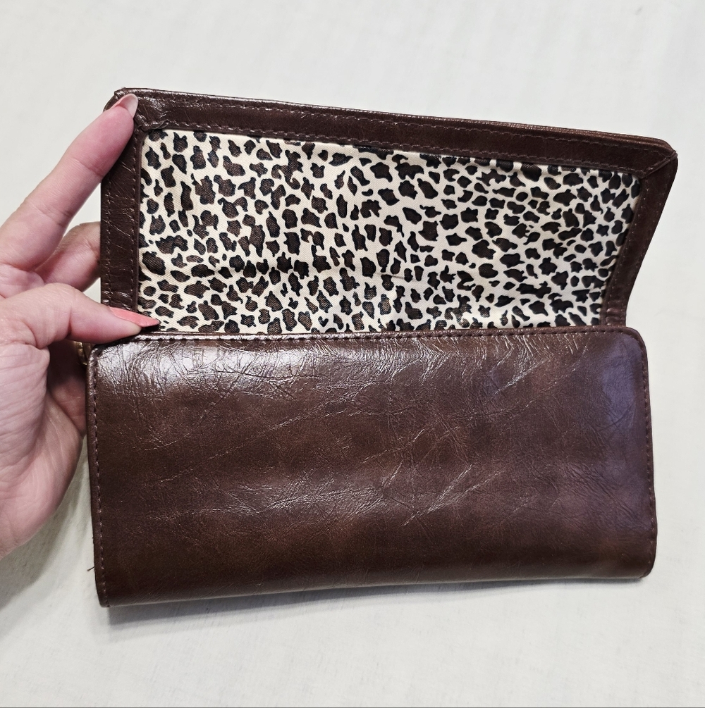 Kenneth Cole Reaction Brown Leather Continental Wallet - Picture 6 of 12